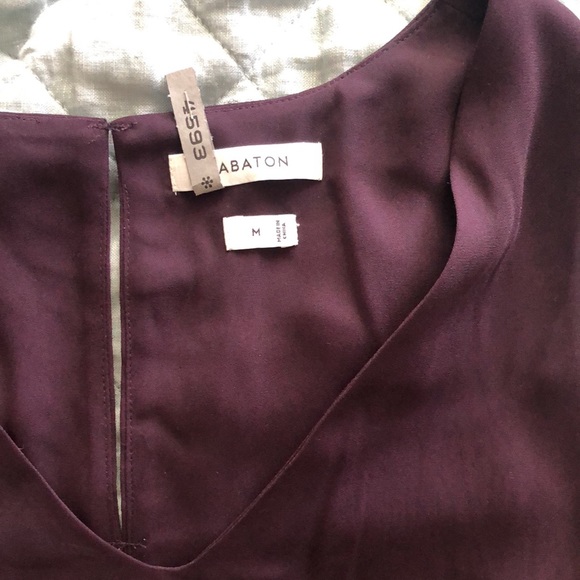 Babaton sleeveless blouse like new - Picture 2 of 4